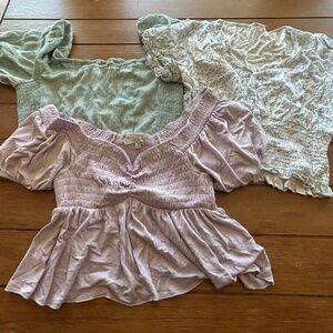 Women 3 shirt bundle *read description